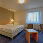 Henrietta 3* Praga