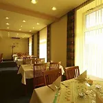 Hotel Henrietta 3*