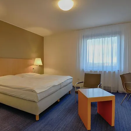 Henrietta 3* Praga