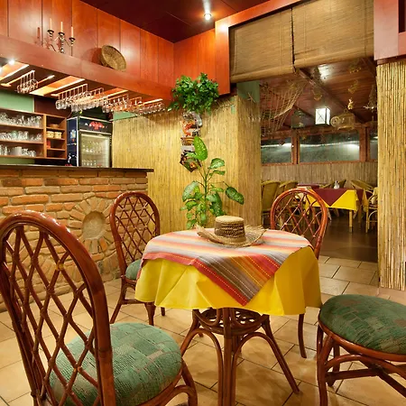 Szálloda Henrietta 3*